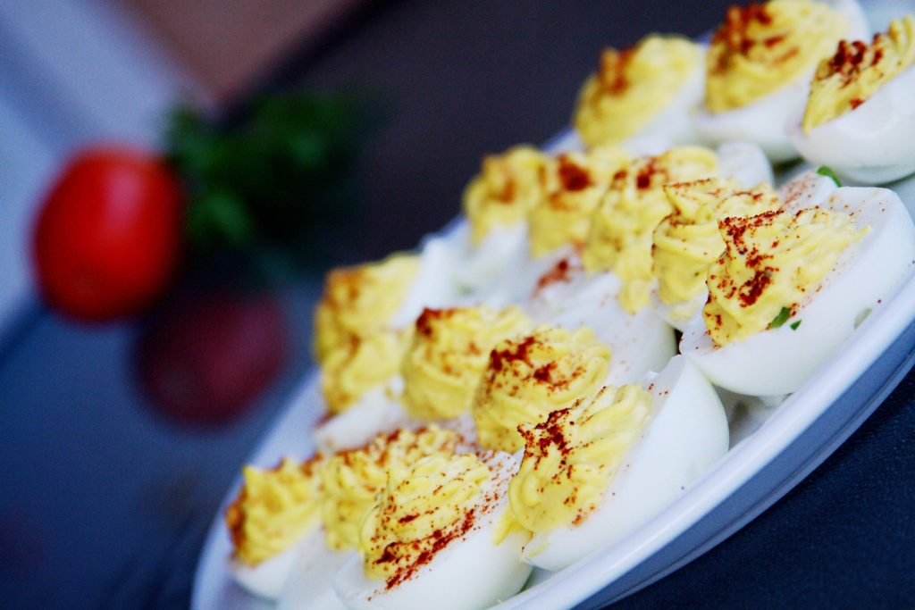 Deviled eggs-przepis